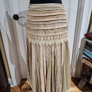 Chic Lace-Trimmed Maxi Skirt in Beige and Cream
